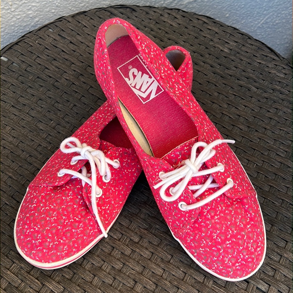 Vans Leah Raspberry Ditsy Floral Shoes_Size 9.5_NWOT